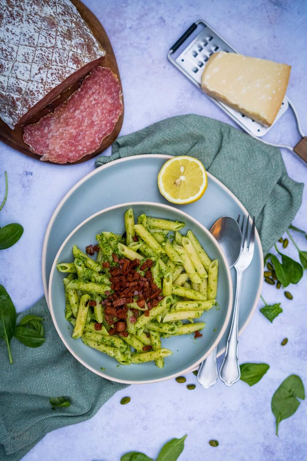 Spinat-Pistazien-Pesto