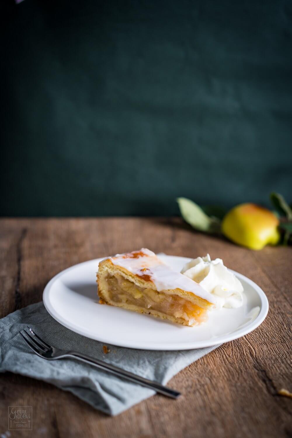 Gedeckter Apfelkuchen