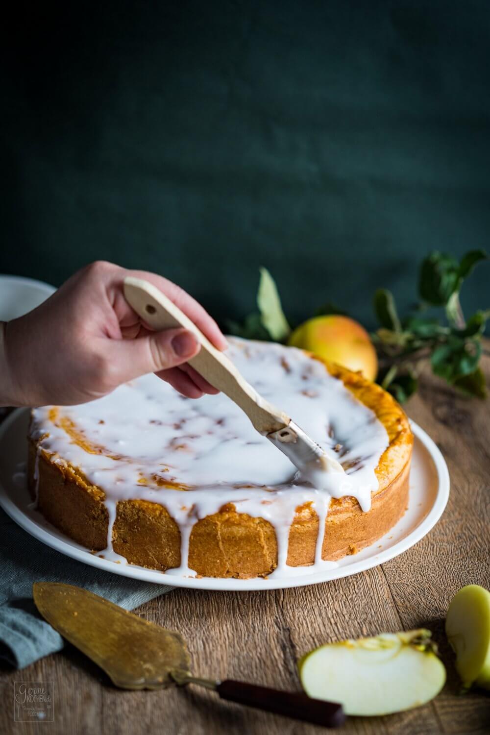 Gedeckter Apfelkuchen