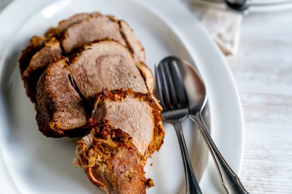 Klassicher Schweinebraten