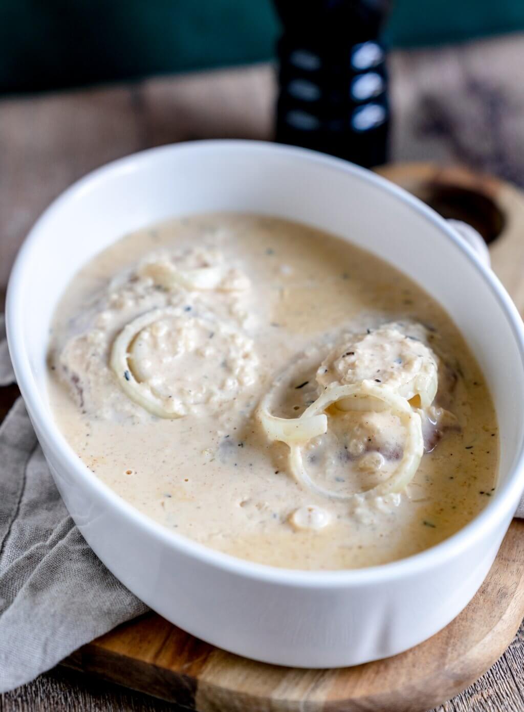 zwiebel-sahne-hähnchen