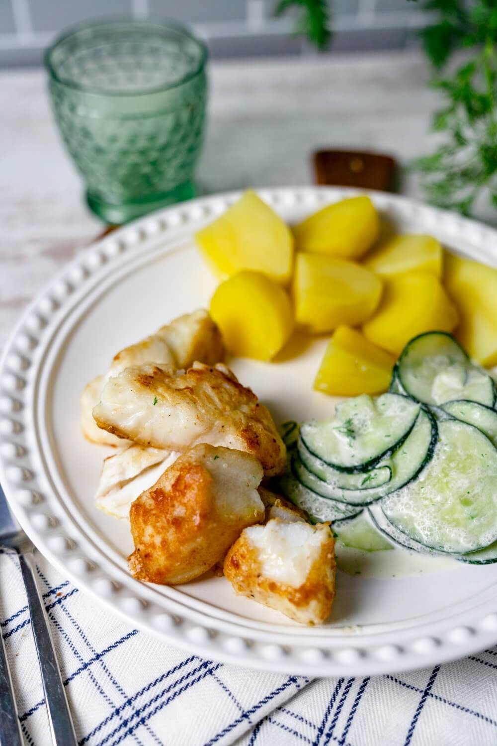 Der Kabeljau Müllerinen Art erinnert an Fish and Chiprs.