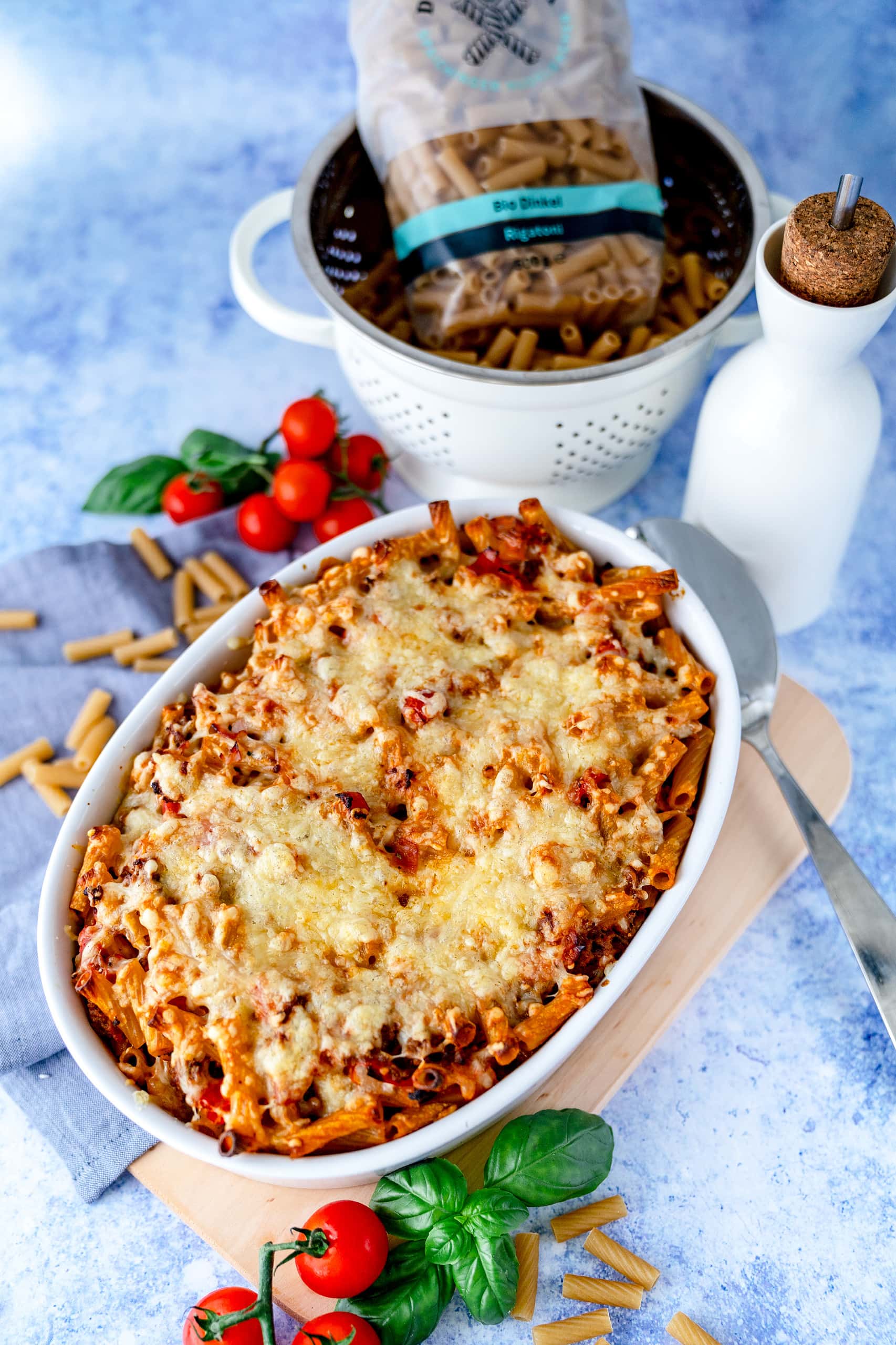 Rigatoni al forno geht schnell udn schmeckt jedem.