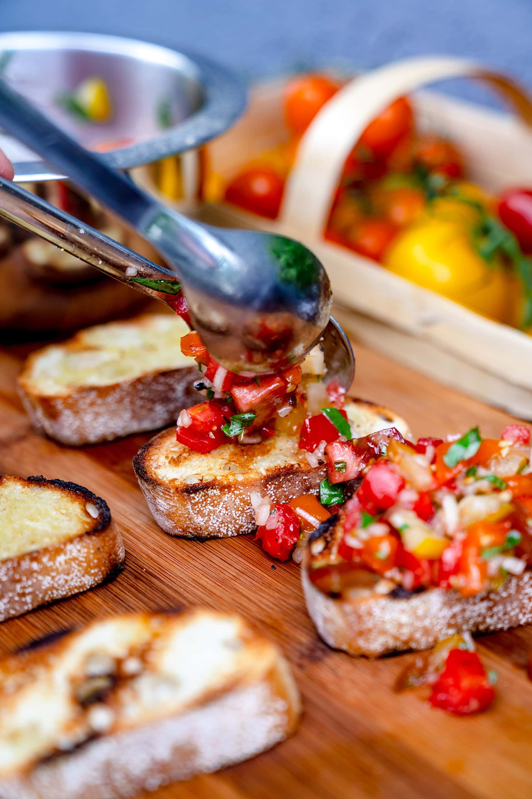 Bruschetta ist eines meiner Lieblingsgerichte, wenn es um Vorspeisen geht.