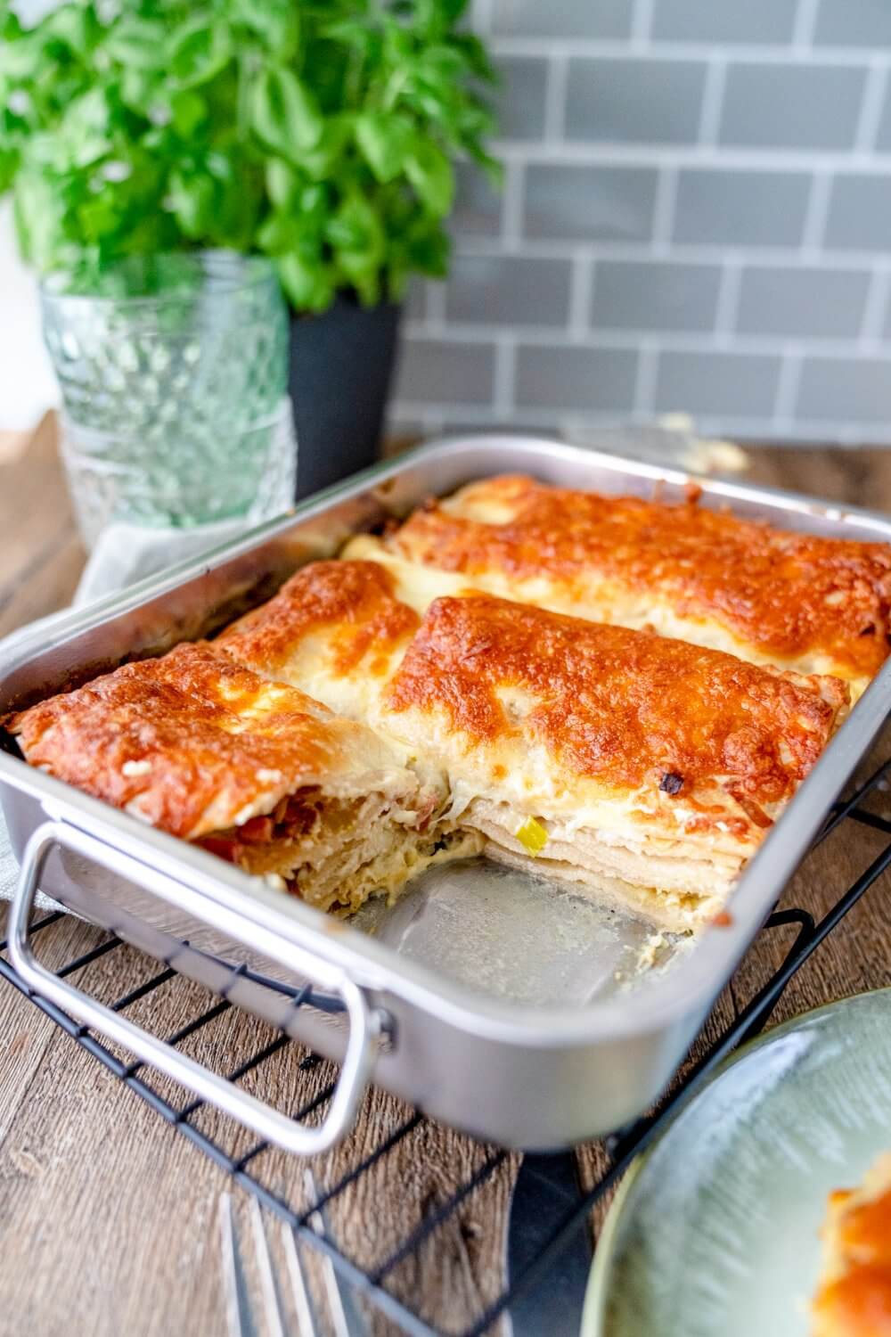 Die Lasagne Carbonara verbindet die einzigartige Cremigkeit der Carbonara mit dem herzhaften Geschmack der Lasagne.