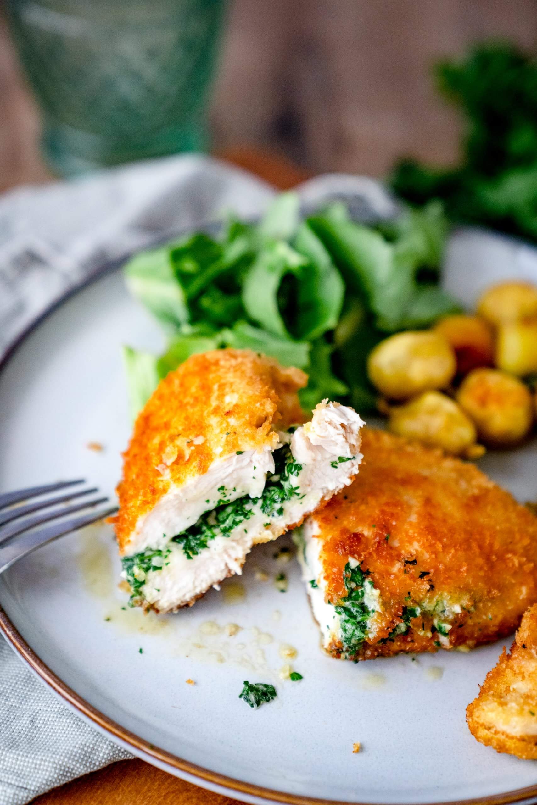 Wir haben Panko-Panade gemacht, da diese nicht so schwer ist wie Semmelbrösel.