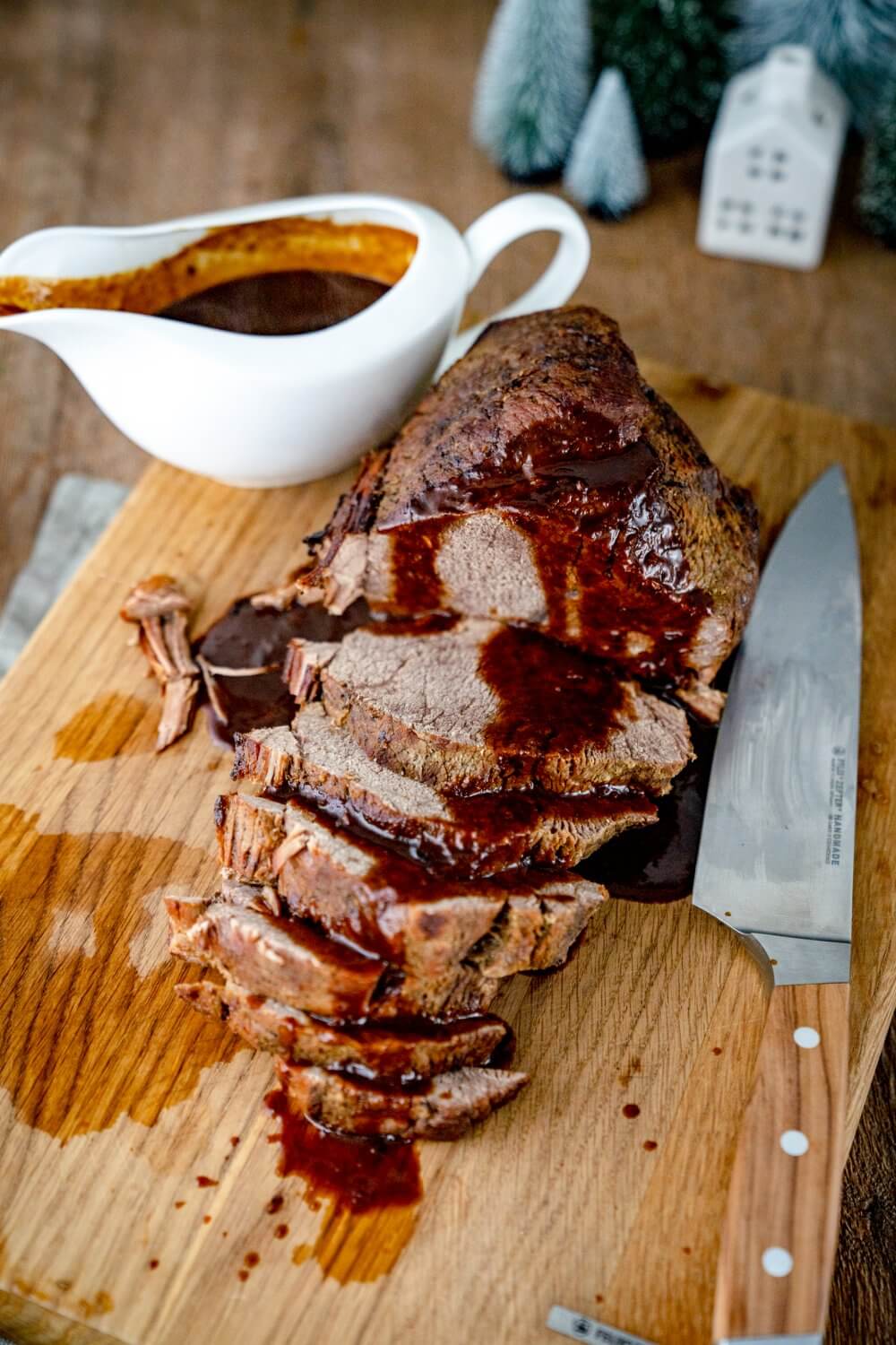 Beim Weihnachtsbraten kommt es natürlich auf den perfekten Schmorgrad an.