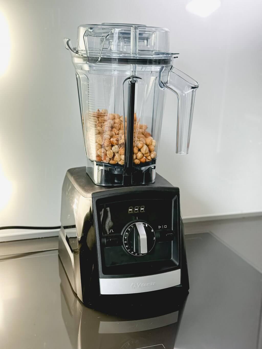 Wichtig ist für diesen Aufstrich ein guter Mixer.