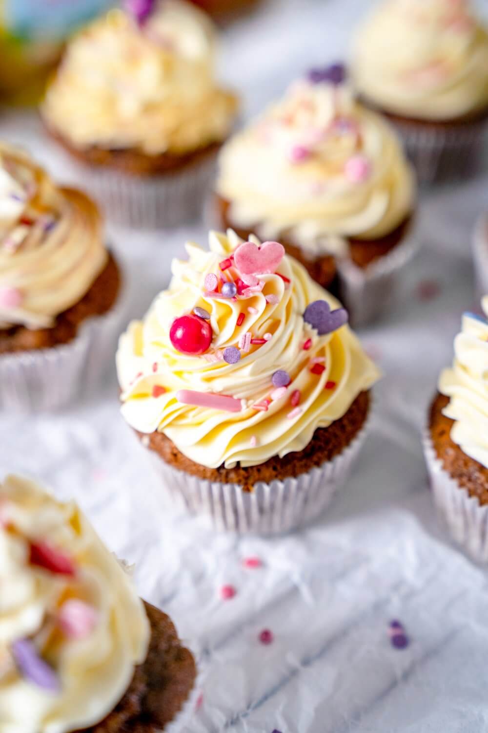 Leckere Apfelcupcakes wie vom Cupcake-Stand.