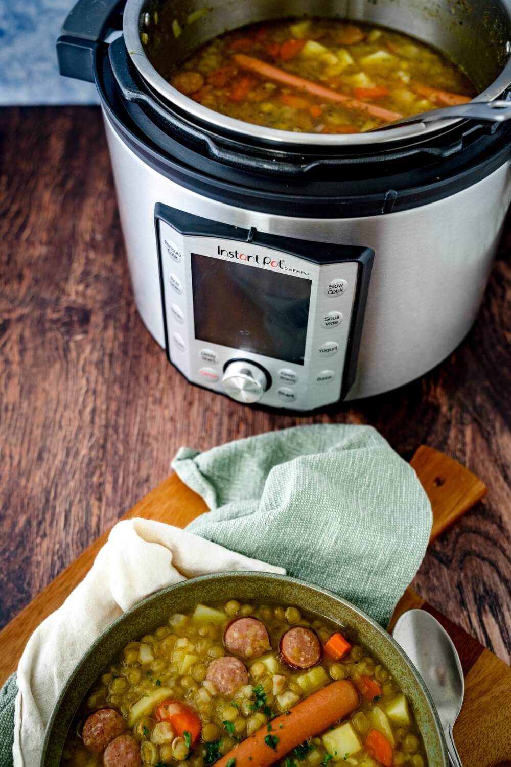 Wir lieben ja unseren Instant Pot für Eintüpfe ganz besonders.