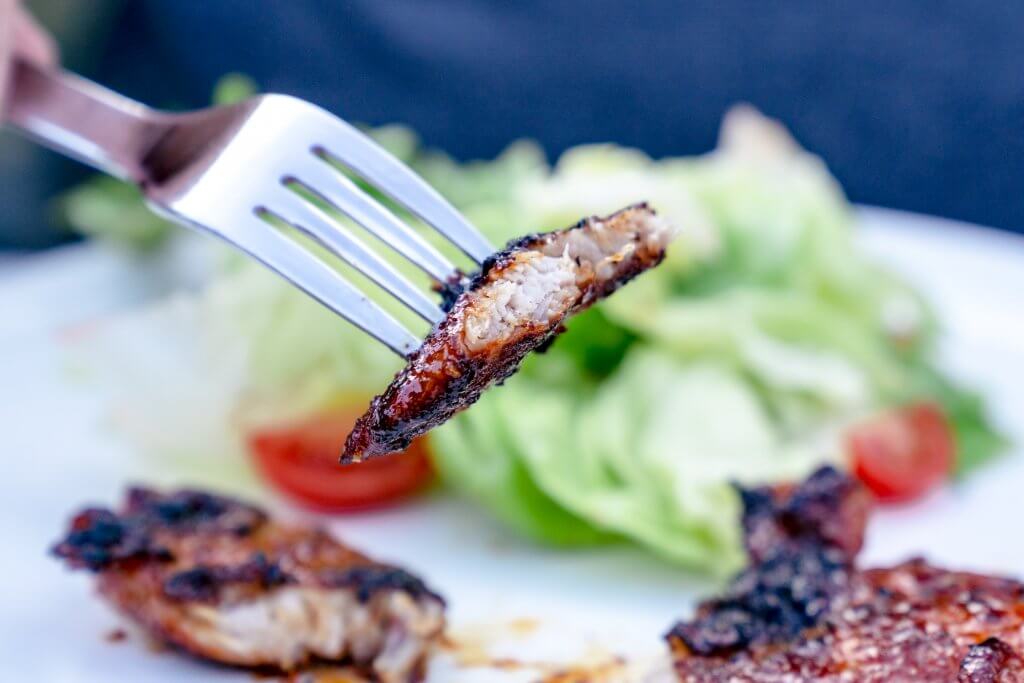 Dieses besondere Schweinefleisch eignet sich hervorragend zum Grillen.