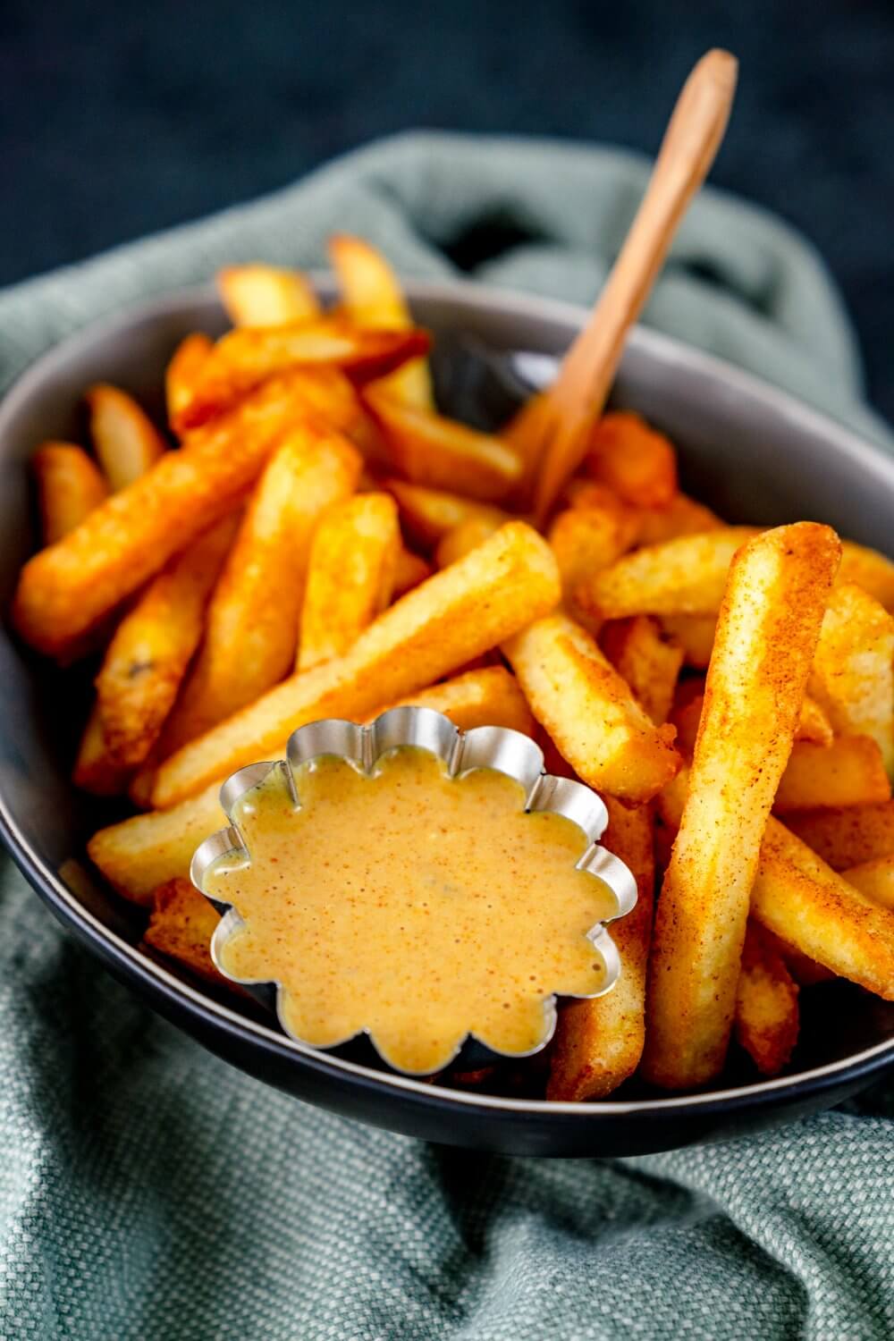 Joppie Sauce ist der perfekte Dip für (selbstgemachte) Pommes frites.