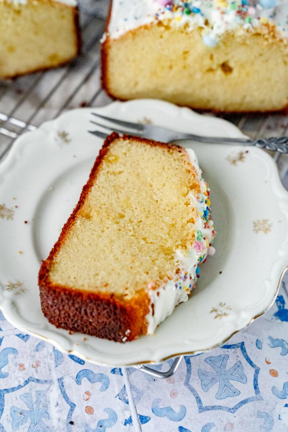 Quarkkuchen ist angenehm feucht, super einfach zu machen und dennoch immer ein Hochgenuss.