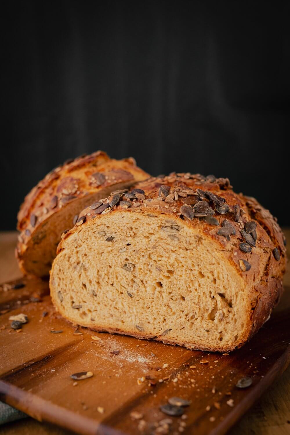 Das Kübrisbrot wird wunderbar feinporig und luftig.