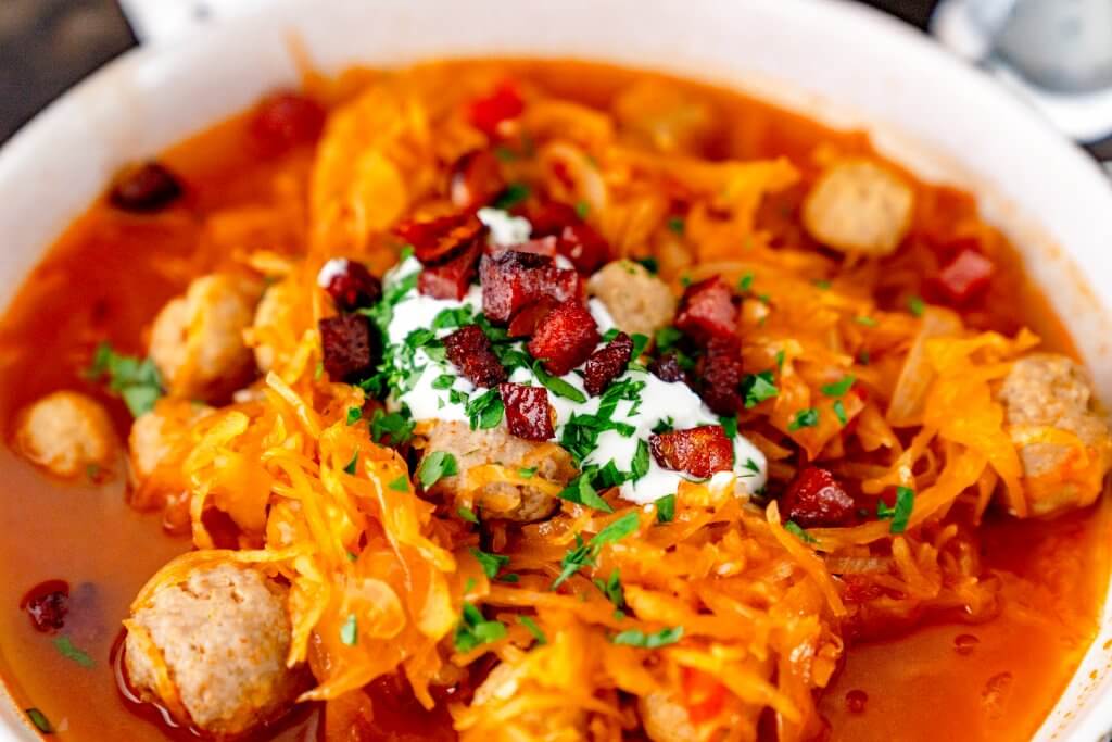 Die Sauerkrautsuppe geht schnell und ist auch etwas für Sauerkrautmuffel.