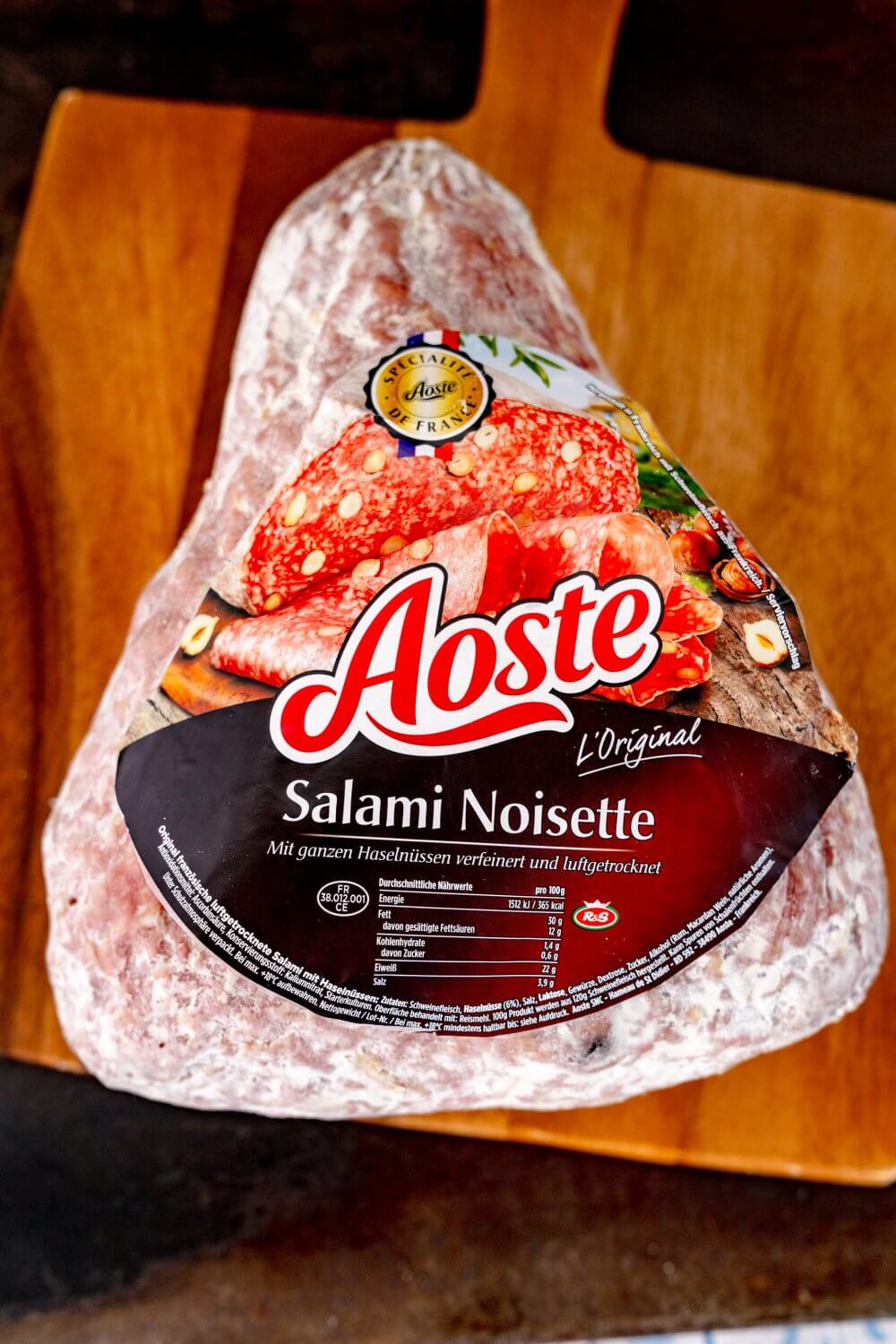 Die richtige Salami ist äußerst wichtig für diese Sauerkrautsuppe.