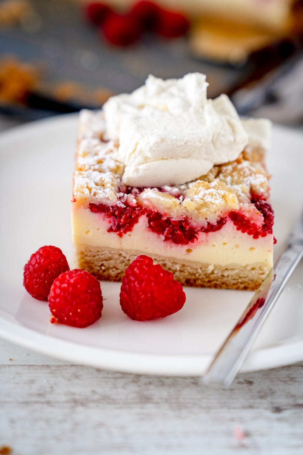 Himbeer-Quark-Kuchen mit Streuseln