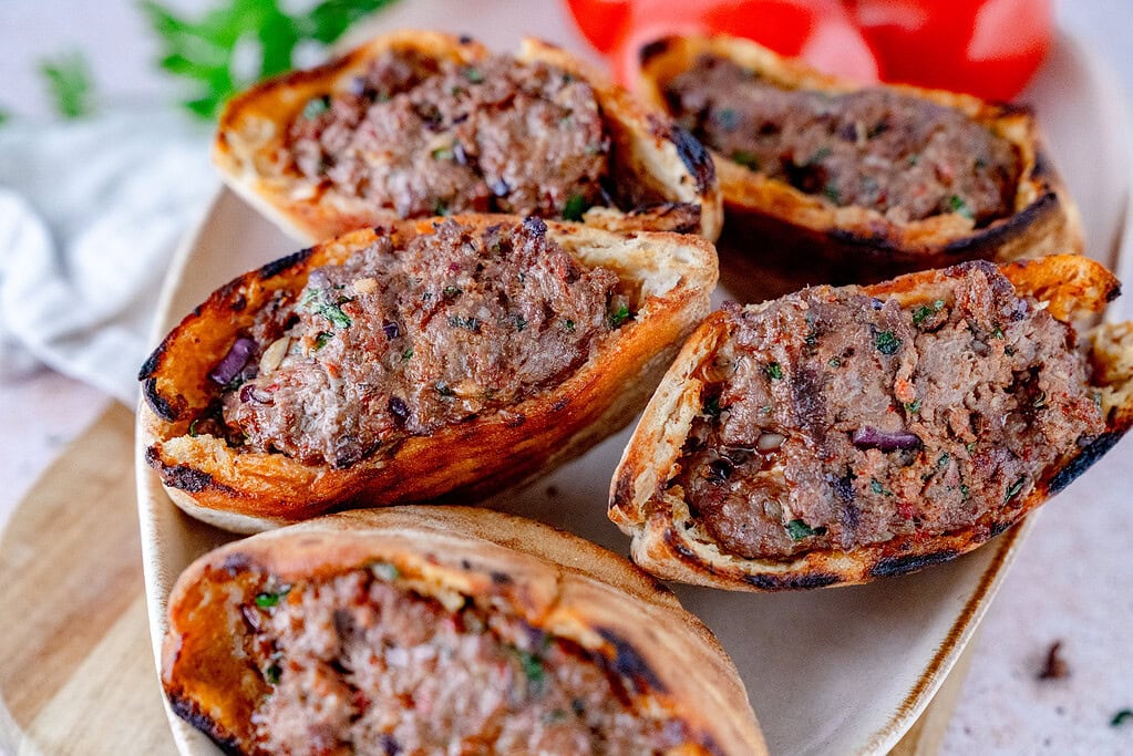 5 lecker gefüllte Arayes, frisch vom Grill.